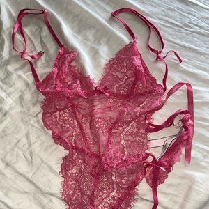 Victoria's Secret Unlined Floral Lace Teddy / Pink